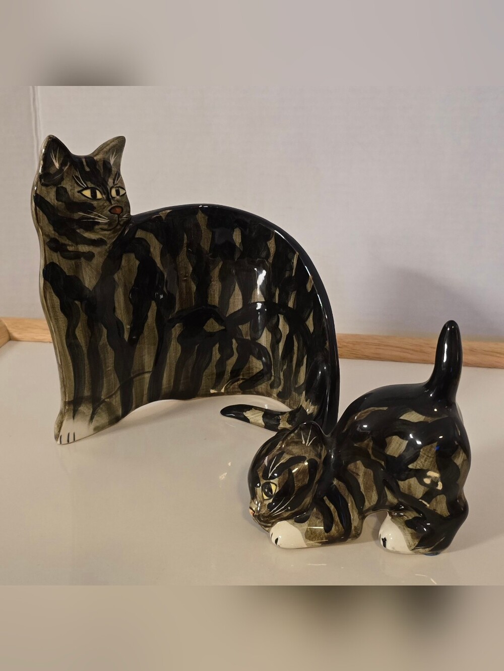 Vintage 1978 Seymour Mann Japan Ceramic Tabby Cat & Kitten Figurine Set 2 Pieces